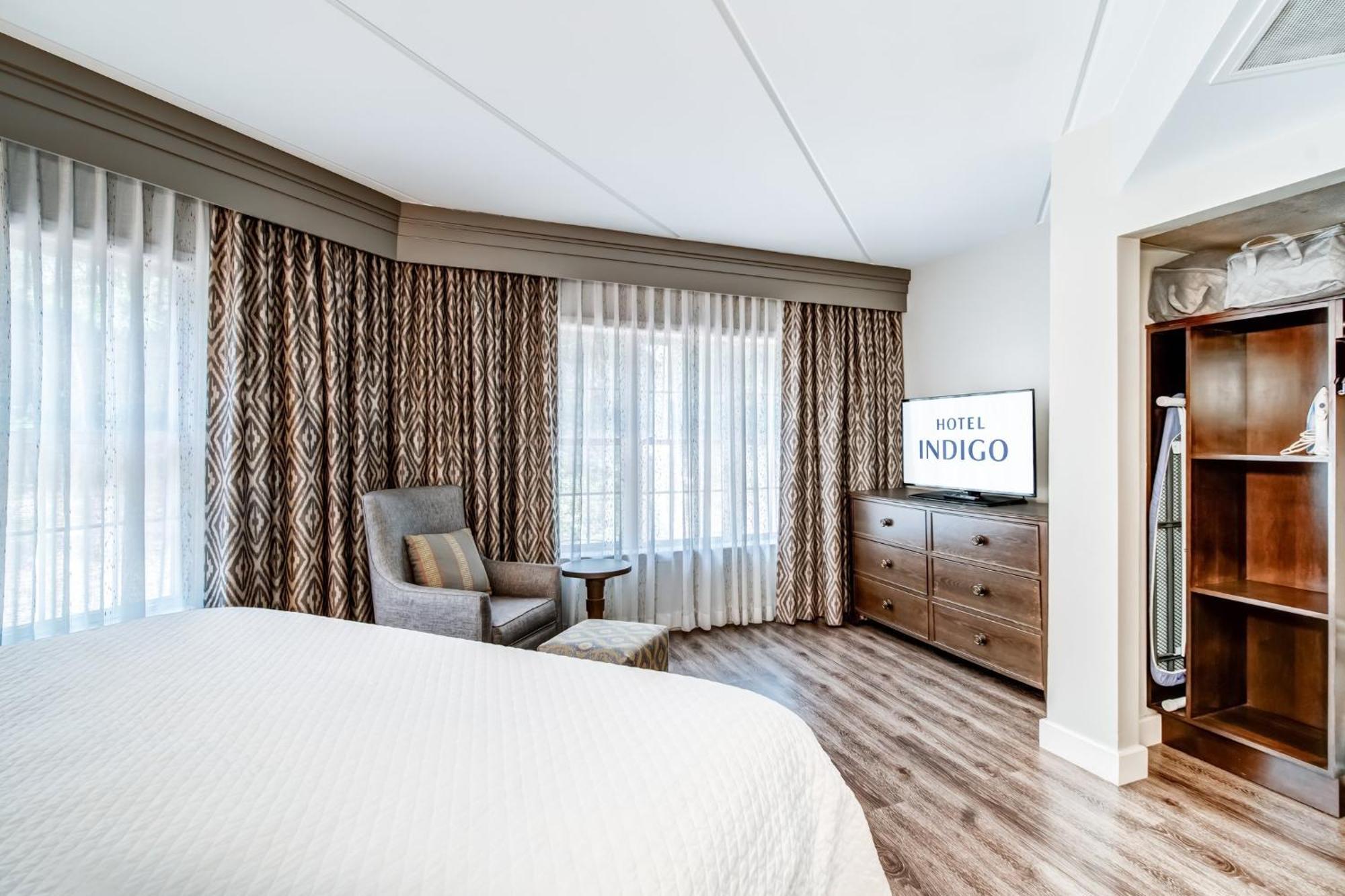 Hotel Indigo Atlanta Vinings By Ihg Smyrna Exterior photo